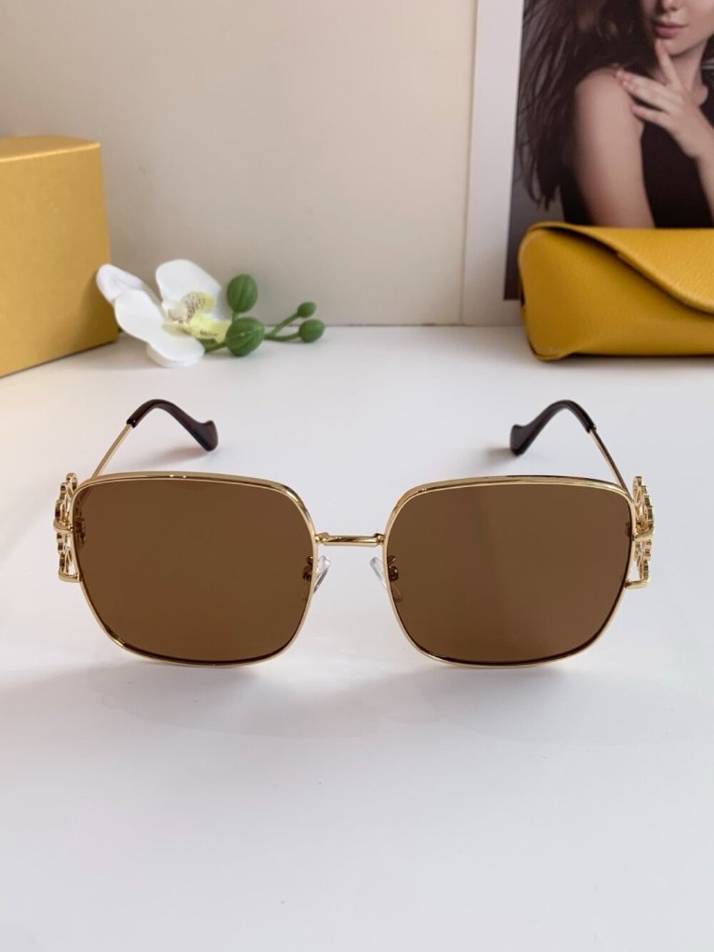 ✅NWT Authentic Loewe Sunglasses